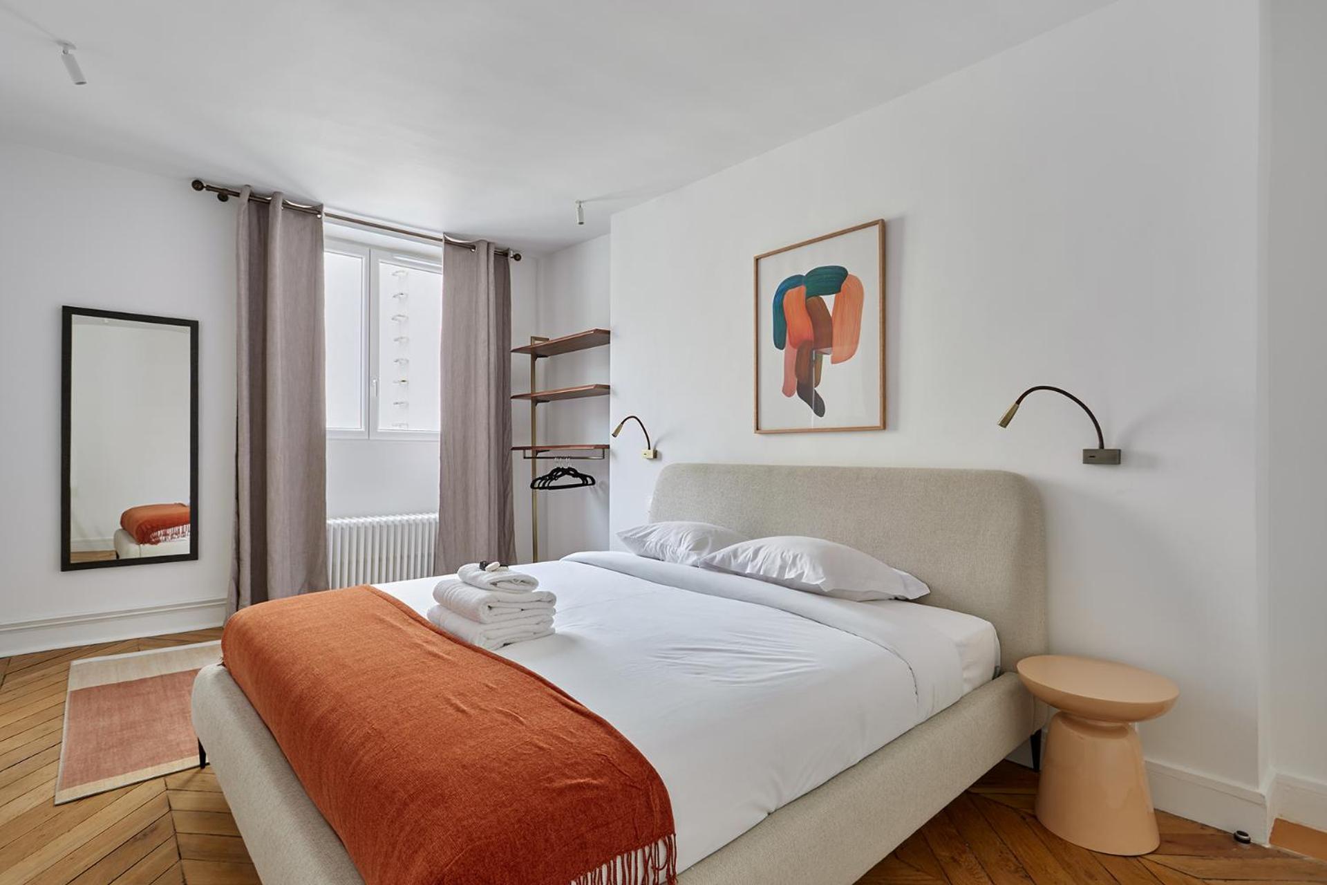 Apartment Louvre Palais Royal By Prestige